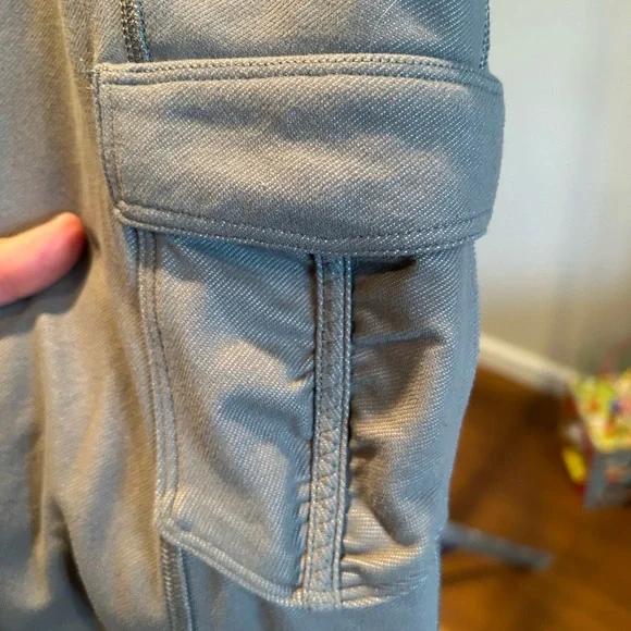 Lululemon Scenic Route Leggings in EUC - Picture 9 of 16